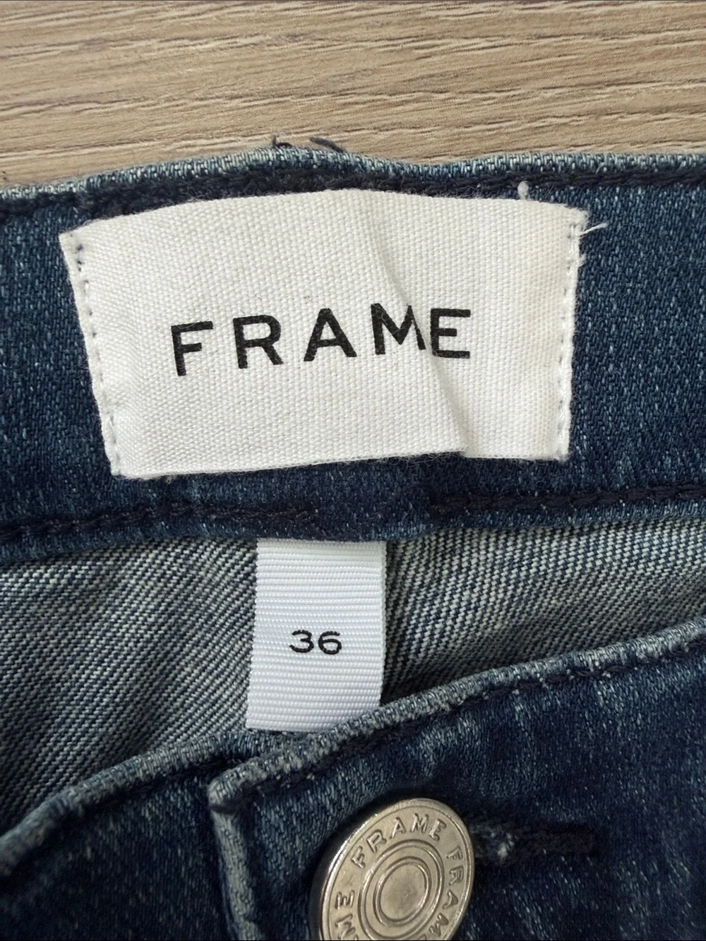 FRAME L'Homme Slim Jeans